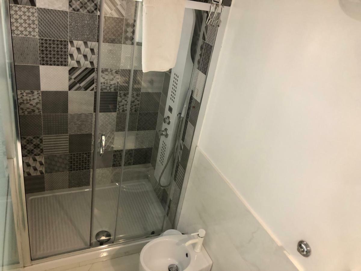 White Room Neapol Zewnętrze zdjęcie